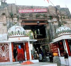 चौबीस खम्भा माता मंदिर